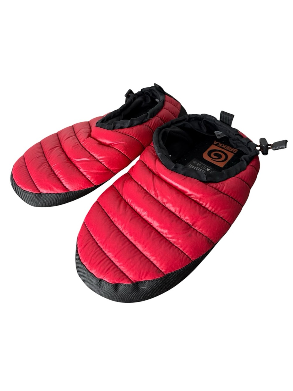BREKKA Red Quilted Puffer Insulated Slippers Size Medium